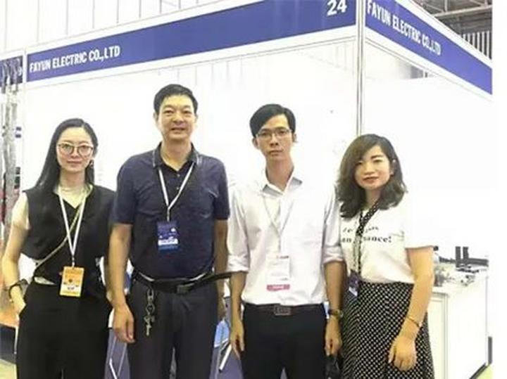 Vàng từ những khoảnh khắc đáng yêu: Kiếm tiền từ thú cưng cùng Hotspot Matrix